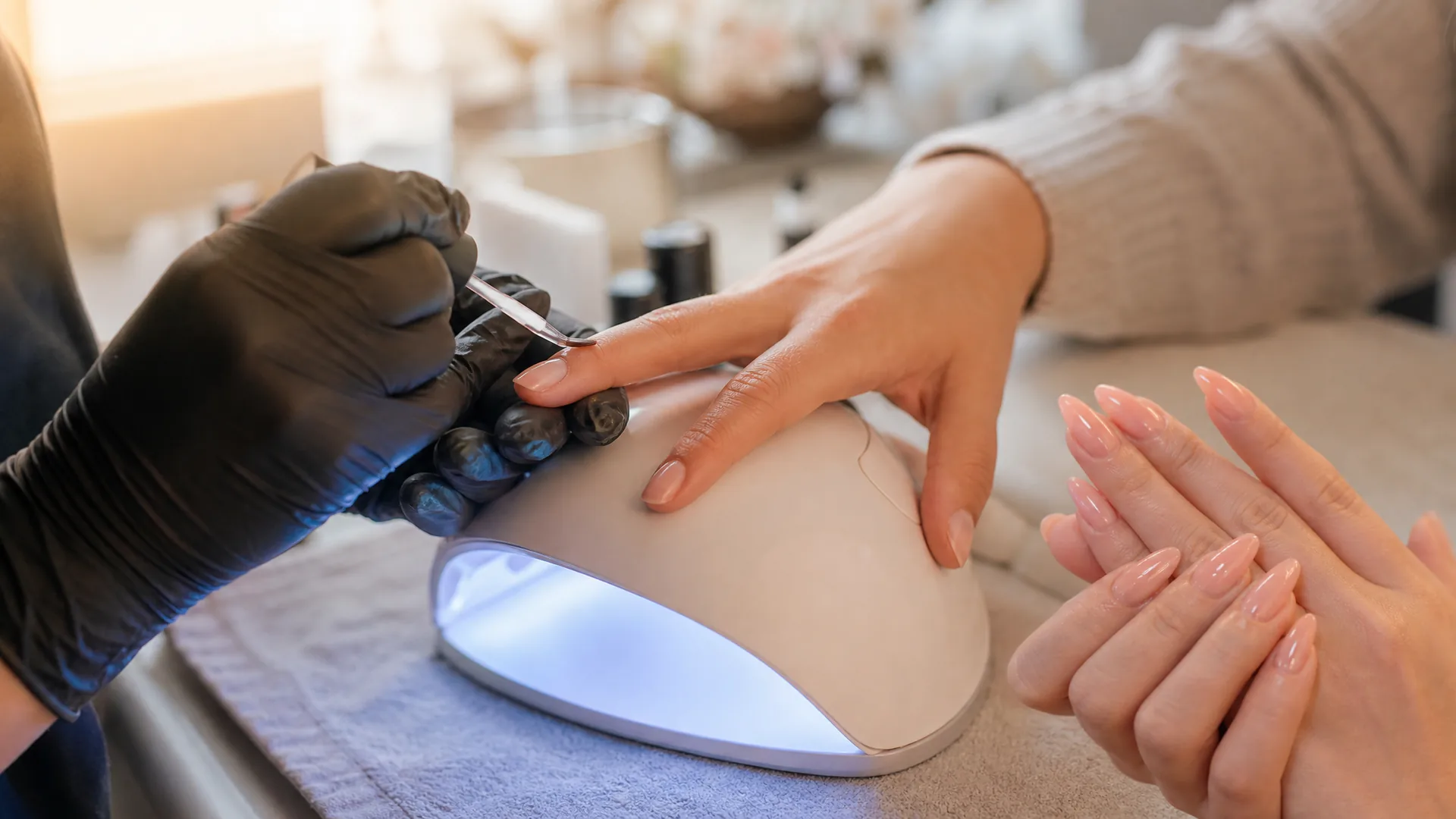 Gel Nails Okotoks: Polish Vs Extensions Guide